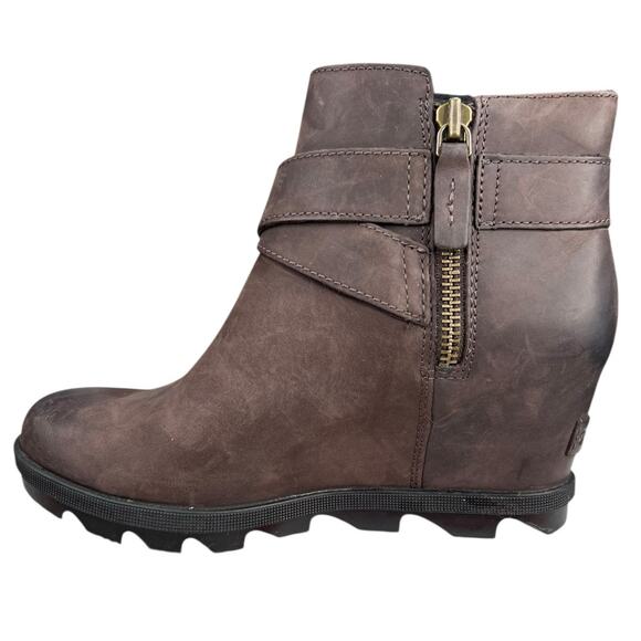 Sorel Women’s Joan Of Arctic Buckle Blackened Brown Wedge Boot Size US 8 - Picture 2 of 10